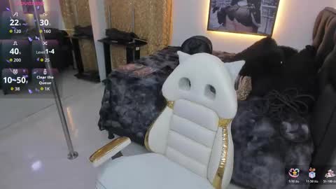 Snapshot of megann__up chatting on November 16, 2025, 7:41 pm Megan online show from November 16, 2025, 7:41 pm