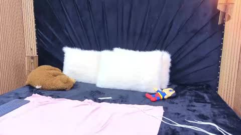 Megan online show from May 16, 2026, 2:30 am
