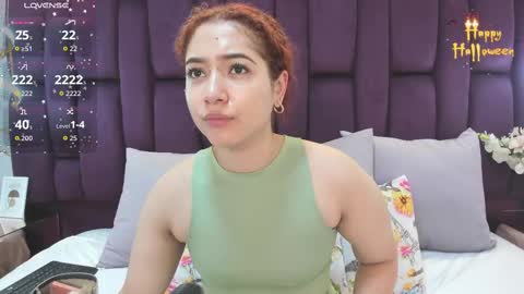 Snapshot of megannherrera chatting on October 8, 2025, 12:03 pm Megan online show from October 8, 2025, 12:03 pm