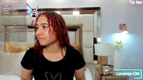 Snapshot of megannherrera chatting on December 3, 2025, 11:52 am Megan online show from December 3, 2025, 11:52 am