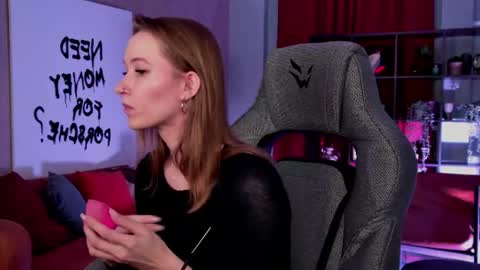 megan online show from July 3, 2026, 6:03 pm