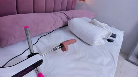 Snapshot of megansaenz_1 chatting on January 13, 2025, 10:45 pm Megan online show from January 13, 2025, 10:45 pm