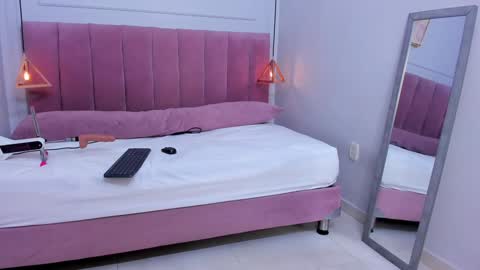 Snapshot of megansaenz_1 chatting on January 17, 2025, 7:49 pm Megan online show from January 17, 2025, 7:49 pm