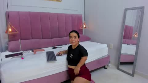 Snapshot of megansaenz_1 chatting on February 25, 2025, 7:47 pm Megan online show from February 25, 2025, 7:47 pm