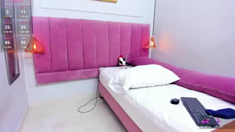 Snapshot of megansaenz_1 chatting on October 25, 2025, 7:08 pm Megan online show from October 25, 2025, 7:08 pm