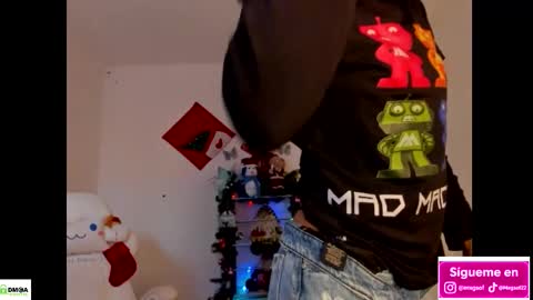 Snapshot of meganthompsonn chatting on November 27, 2025, 3:58 pm Megan online show from November 27, 2025, 3:58 pm