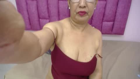Snapshot of megatitsxxx chatting on January 6, 2025, 11:52 pm milfpleasure online show from January 6, 2025, 11:52 pm