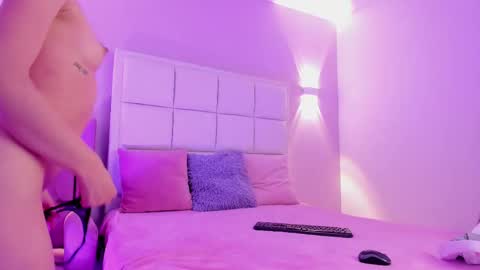 megga_bluee online show from September 13, 2025, 9:25 pm