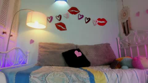 Snapshot of meggan_jade chatting on February 13, 2025, 10:54 pm Meggan online show from February 13, 2025, 10:54 pm