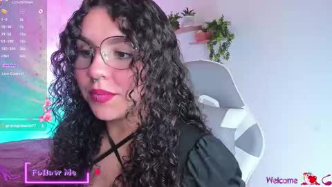 Snapshot of meggan_millerr chatting on November 27, 2025, 9:50 pm online show from November 27, 2025, 9:50 pm