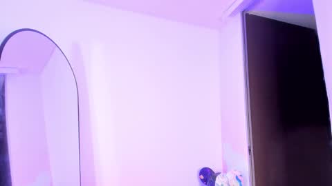 meghanallen_ online show from October 21, 2025, 1:06 am