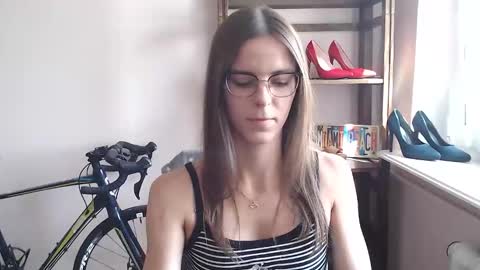 Snapshot of megi_erotic chatting on May 4, 2026, 1:29 pm Megi online show from May 4, 2026, 1:29 pm