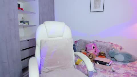 Ann online show from April 23, 2026, 3:08 am