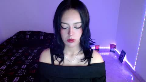 Snapshot of mei04_ chatting on February 9, 2026, 10:03 pm Melissa online show from February 9, 2026, 10:03 pm