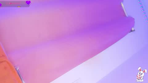 Luisa  online show from January 5, 2025, 11:37 am