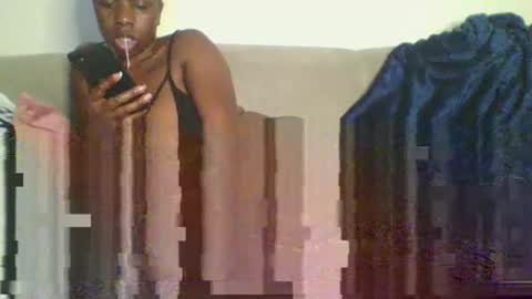 pretty online show from November 20, 2025, 11:10 am