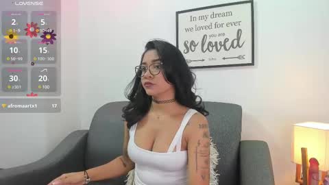 melan_owen online show from March 8, 2025, 2:08 pm