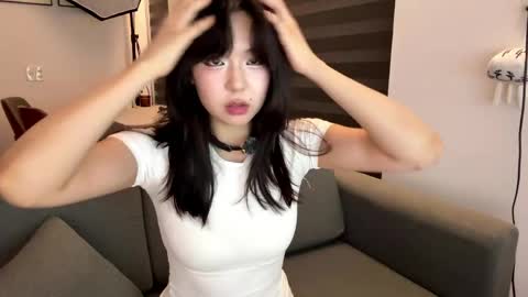 Melana online show from May 2, 2026, 12:21 pm