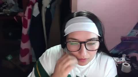 melani1103 online show from November 4, 2025, 1:48 am