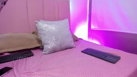 MELANI - online show from November 1, 2025, 4:31 pm