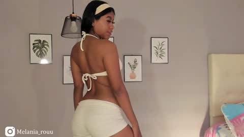 Snapshot of melania_rousse chatting on December 24, 2024, 12:33 pm melania_rousse online show from December 24, 2024, 12:33 pm