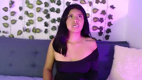 melanie online show from May 26, 2026, 9:55 pm