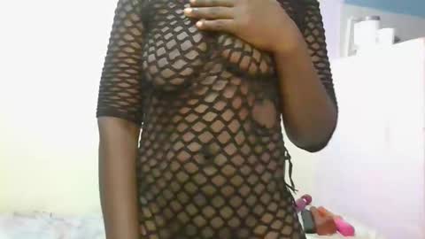 Snapshot of melanie_bae1 chatting on May 4, 2026, 5:09 pm melanie_bae1 online show from May 4, 2026, 5:09 pm