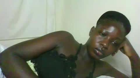 Snapshot of melanie_bae1 chatting on May 10, 2026, 3:28 pm melanie_bae1 online show from May 10, 2026, 3:28 pm