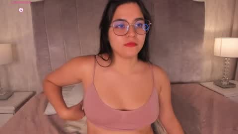 Melanie online show from May 30, 2026, 12:19 am