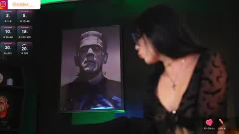 Snapshot of melanie_nyx chatting on June 6, 2026, 3:22 am Mel online show from June 6, 2026, 3:22 am