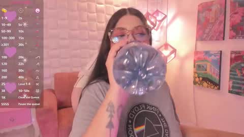 melaniegrayx online show from February 10, 2026, 2:32 pm