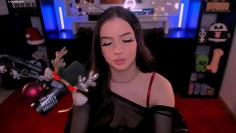 Melanie  online show from December 13, 2025, 7:53 pm