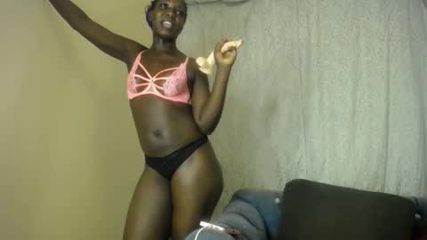 Snapshot of melanin_bae chatting on November 27, 2025, 7:05 pm Baby online show from November 27, 2025, 7:05 pm