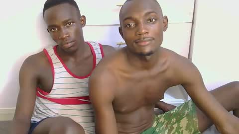 Snapshot of melanin_hotguys chatting on March 4, 2025, 10:13 am MEDDY AND Faizal online show from March 4, 2025, 10:13 am