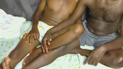 Snapshot of melanin_hotguys chatting on October 19, 2025, 8:42 pm MEDDY AND Faizal online show from October 19, 2025, 8:42 pm