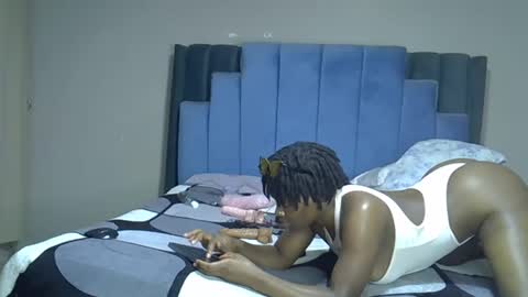 Moon online show from June 5, 2026, 2:51 am
