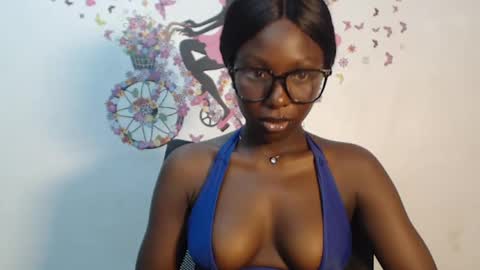 Snapshot of melanine_floral chatting on March 11, 2025, 8:42 pm Praiz online show from March 11, 2025, 8:42 pm