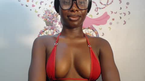 Snapshot of melanine_floral chatting on March 12, 2025, 6:29 am Praiz online show from March 12, 2025, 6:29 am