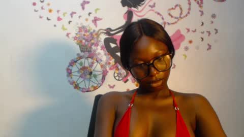 Snapshot of melanine_floral chatting on March 12, 2025, 10:39 pm Praiz online show from March 12, 2025, 10:39 pm