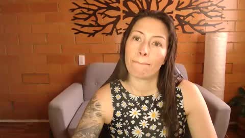 Snapshot of melanny_69 chatting on May 26, 2026, 12:12 pm Melanny online show from May 26, 2026, 12:12 pm