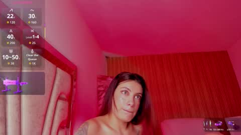 Snapshot of melanny_luv chatting on October 20, 2025, 12:11 am MelanyLuv online show from October 20, 2025, 12:11 am