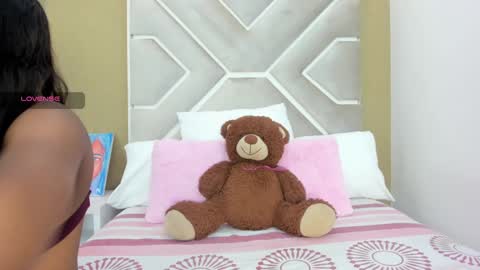 Melanie online show from February 8, 2025, 11:22 am