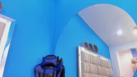 Melany  online show from April 1, 2026, 12:39 pm