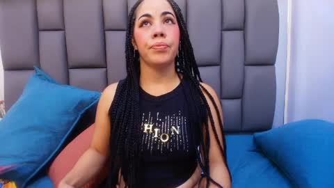 Snapshot of melany_roberts_ chatting on May 27, 2026, 3:03 am Melany online show from May 27, 2026, 3:03 am