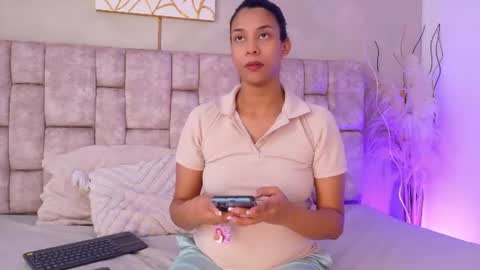 Snapshot of melanystone_ chatting on July 8, 2026, 2:10 pm Melany online show from July 8, 2026, 2:10 pm
