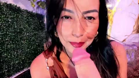 MeleekXXX online show from May 6, 2026, 8:58 pm