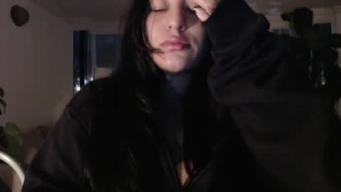 Snapshot of melgy_ chatting on May 10, 2026, 4:39 am Mel online show from May 10, 2026, 4:39 am