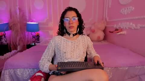 Snapshot of meliissasweet chatting on June 2, 2026, 11:45 am Meli online show from June 2, 2026, 11:45 am