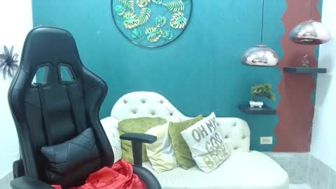 eli online show from February 9, 2025, 8:45 pm