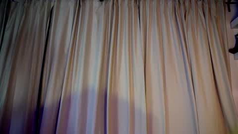 MelinaSmith  online show from July 28, 2026, 11:15 pm